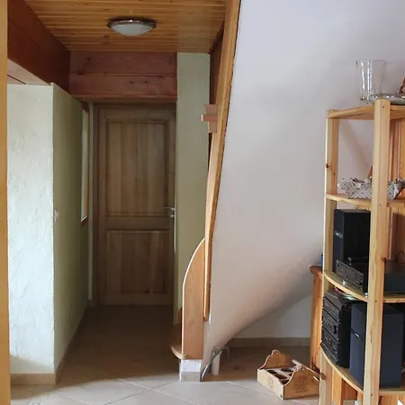 Le Chalet Du Clot Apartment